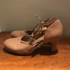 Bloch T-Strap dance shoes